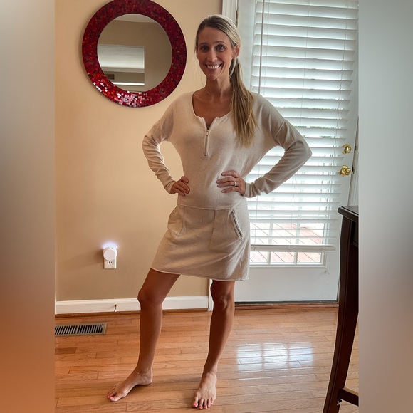 ❌ FINAL B4 RELISTING ❌ Athleta Lightweight Sweater Dress - Picture 1 of 11